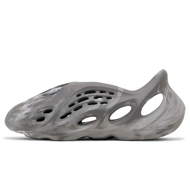 Adidas Yeezy Foam RNNR MX Granite