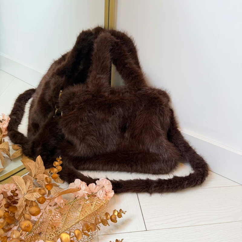 BIG FLUFFY BAG D1636 - BROWN