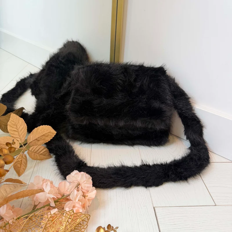 FLAP FAKE FUR BAG H3258 - BLACK
