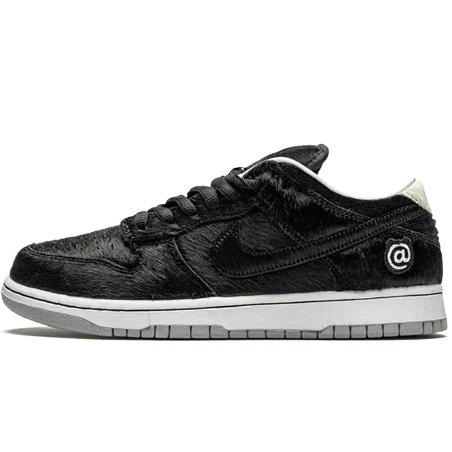 Nike SB Dunk Low BE@RBRICK Medicom Toy