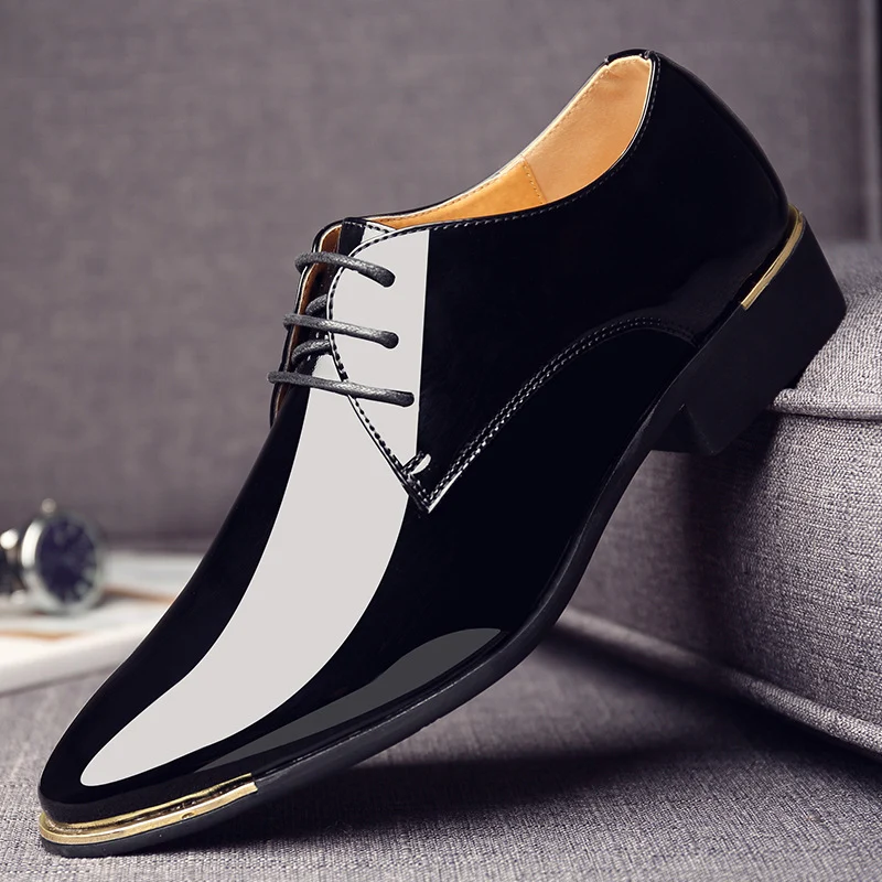 Lakleren schoenen voor heren, nette schoenen