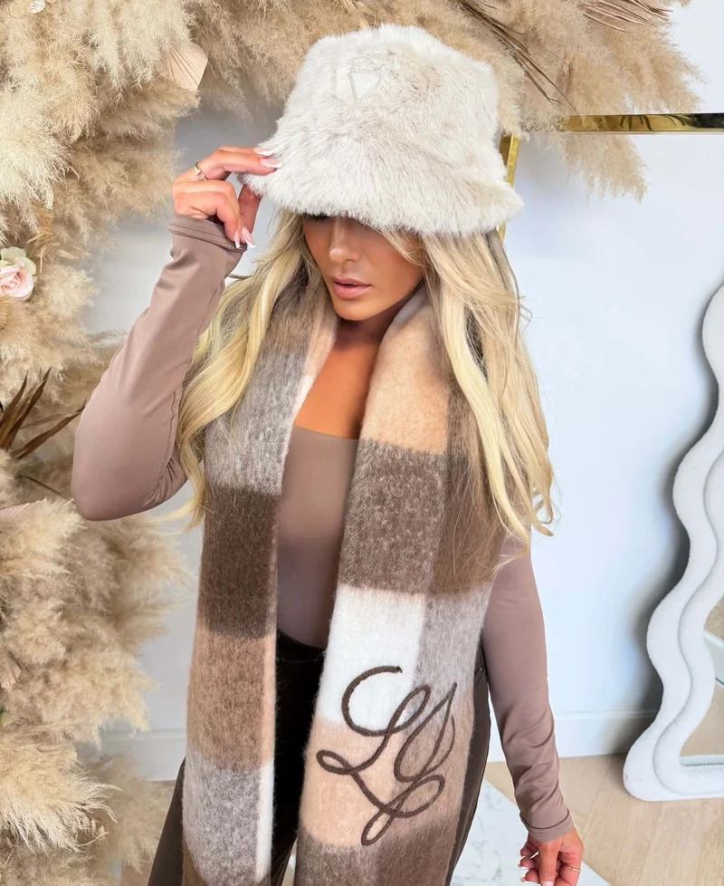 GUESS ILDE FAUX FUR HAT W6BZ12W4359 - G1I6 BEIGE