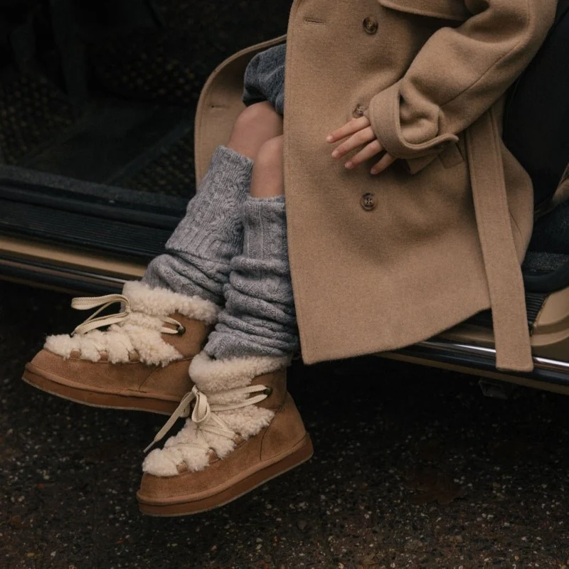 Nadie boots camel