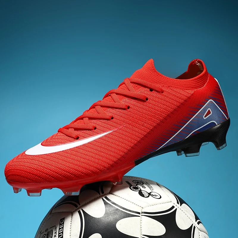 Voetbalschoenen met lange noppen voor buitensporten