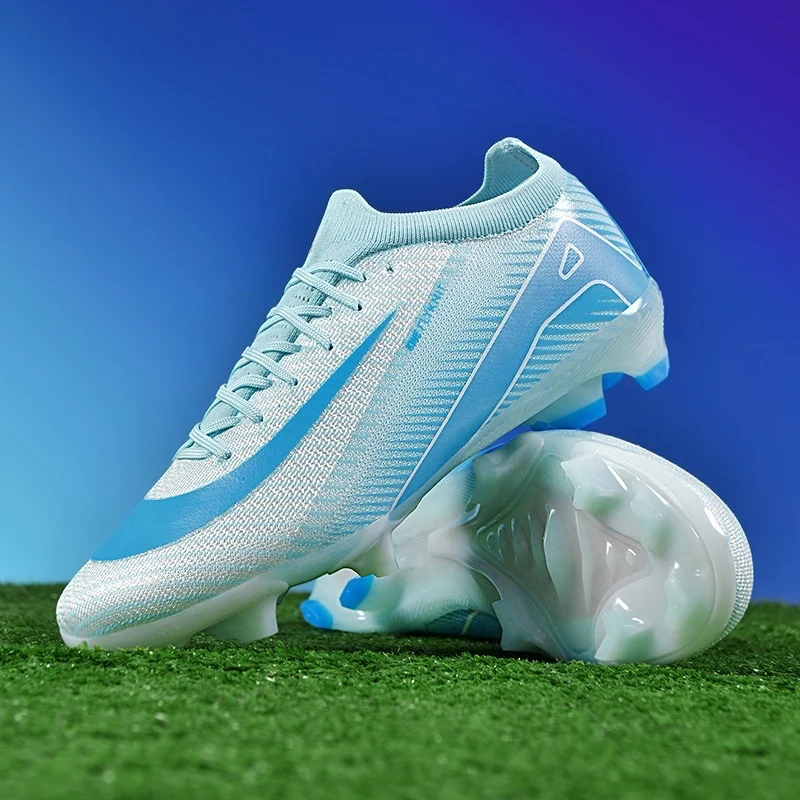 Heren voetbalschoenen met enkelnoppen voor gras.