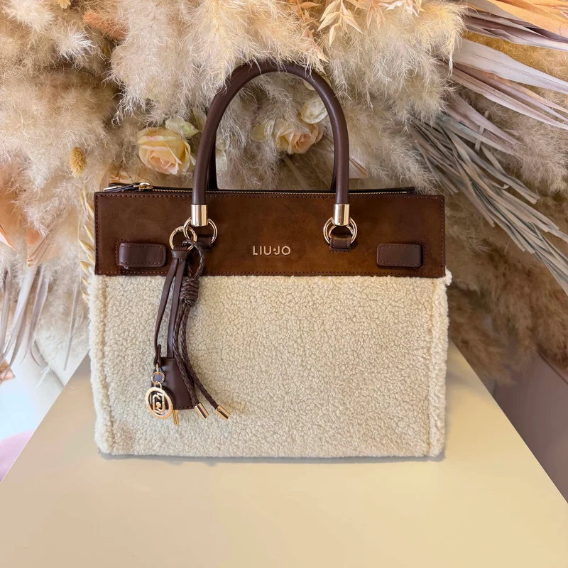 LIU JO MANH SHOPPING BAG AF6086/E1163 - CREAM