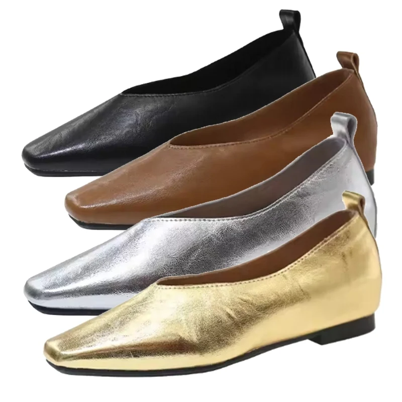 Zilveren loafers, casual gouden pumps met vierkante neus
