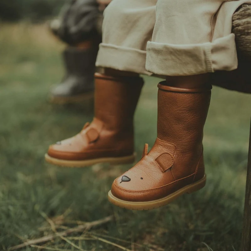 Boots cognac leather bear