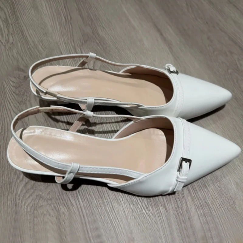 Sexy lakleren pumps met hoge hakken