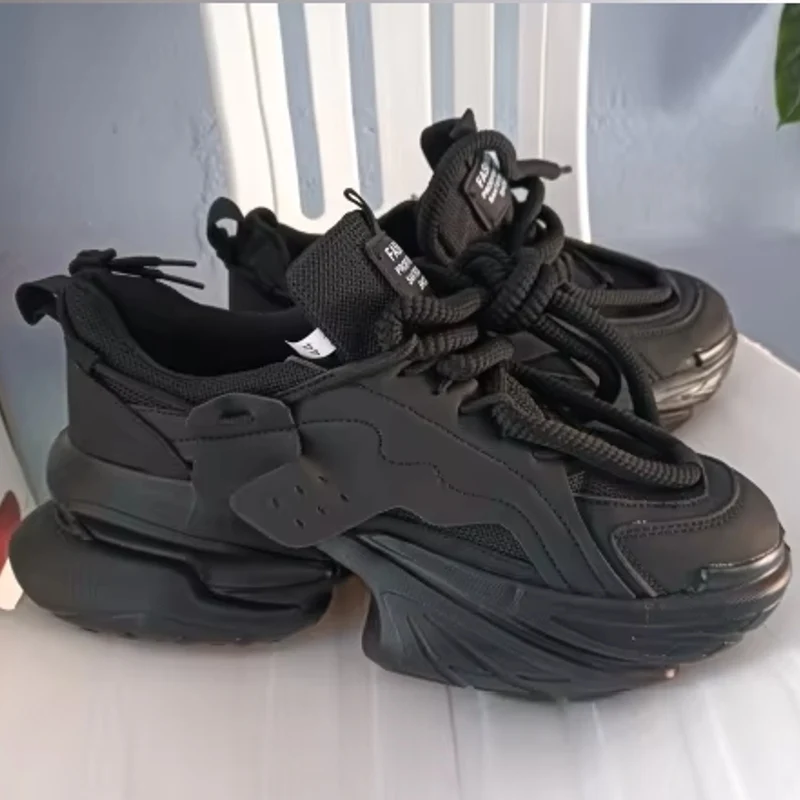 De opkomst van platform sneakers met dikke zool