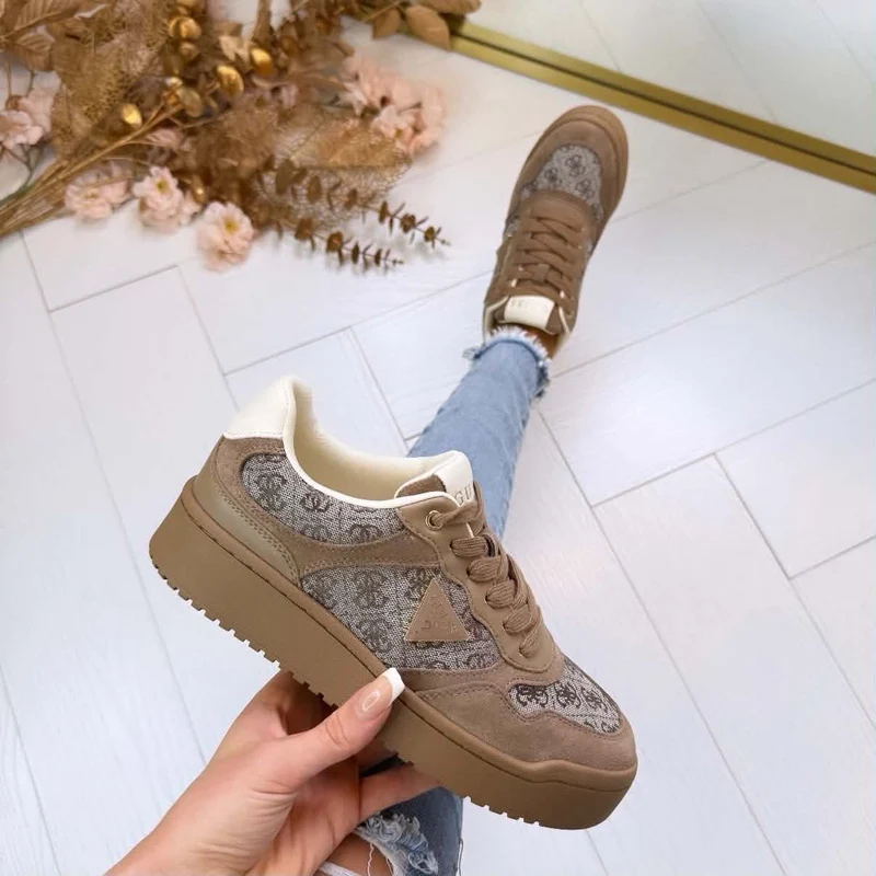 GUESS ALLOVER LOGO SNEAKER FLTM16FAL12 - TAUPE