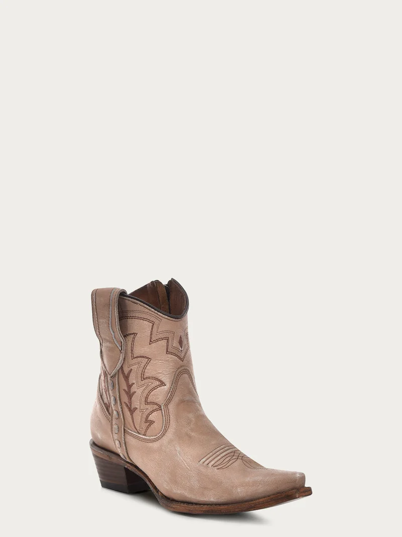 L6098 - WOMEN'S SAND EMBROIDERY AND ZIPPER CIRCLE G ANKLE COWBOY BOOT