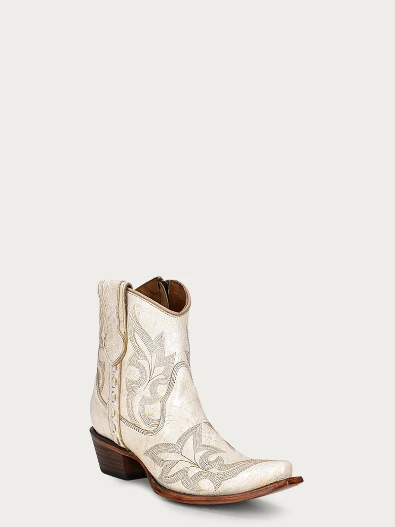 L5916 - WOMEN’S EMBROIDERY AND ZIPPER PEARL ANKLE SNIP TOE CIRCLE G COWBOY BOOT