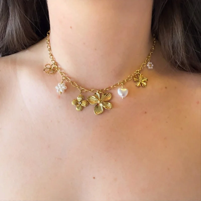 BIG FLOWER PAREL NECKLACE K1067 - GOLD
