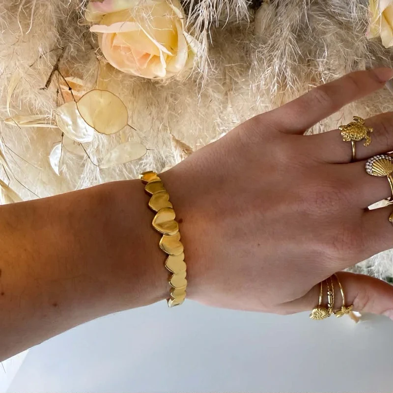 NINA HEART BRACELET SZ0049 - GOLD