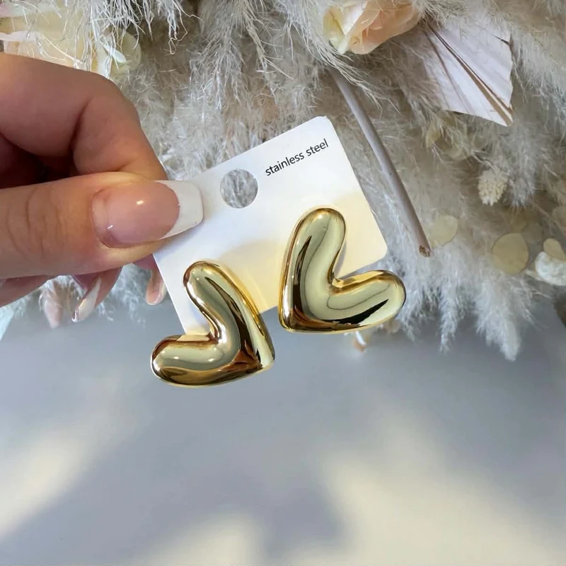 WINNIE HEART EARRING S050 - GOLD
