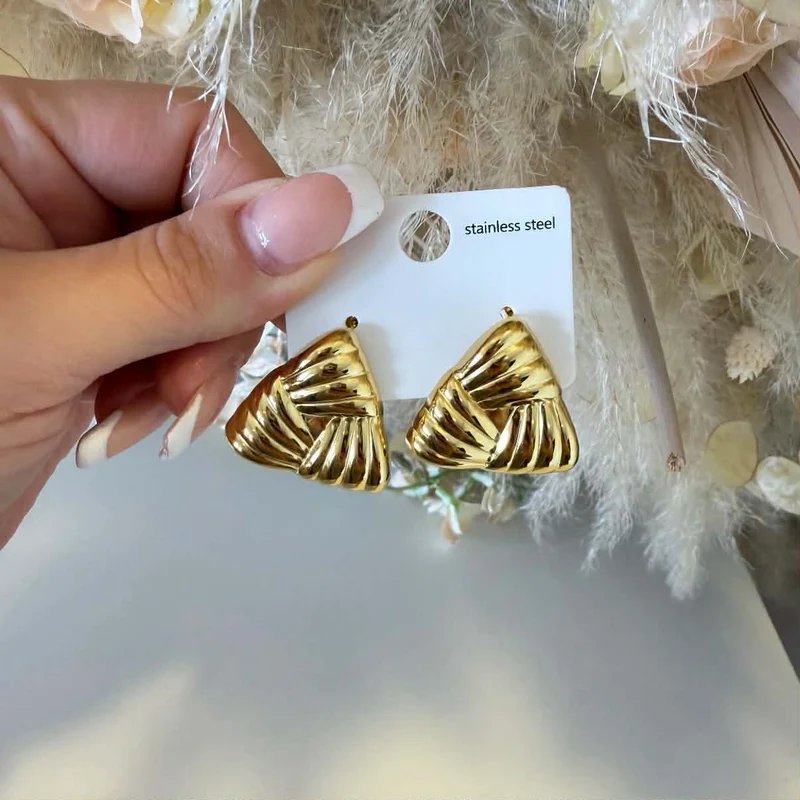 TRIANGLE EARRING YC-S109 - GOLD