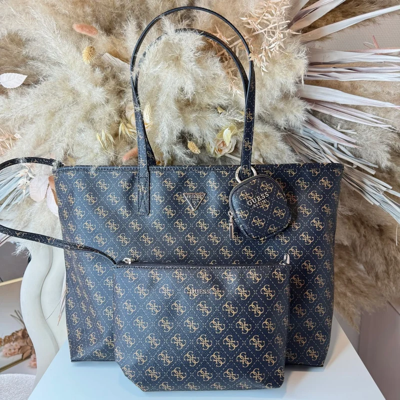 GUESS POWERPLAY SHOPPER BAG QG900624