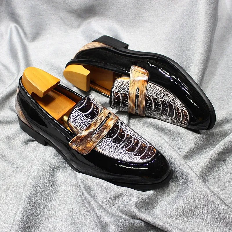 Instaploafers van lakleer met krokodillenpatroon