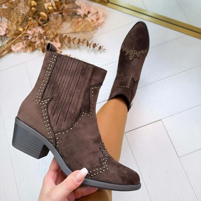 SUEDINE STUDS BOOT DES8070