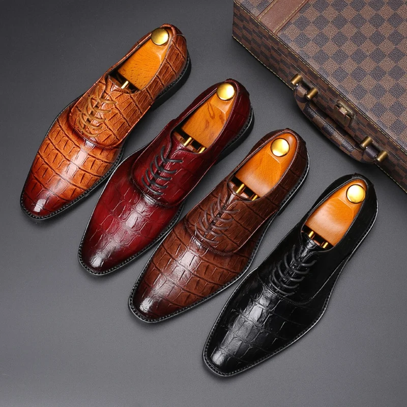 Herenschoenen met vierkant krokodilpatroon