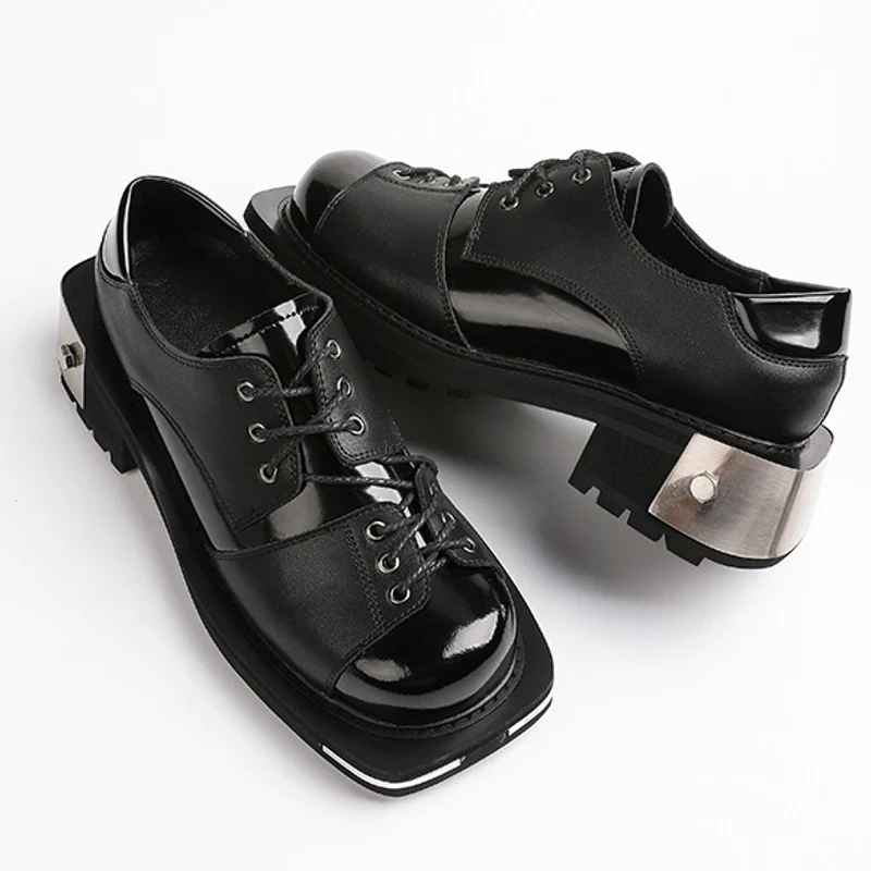 Mode Dames Flats met ronde neus en metalen kettinggesp