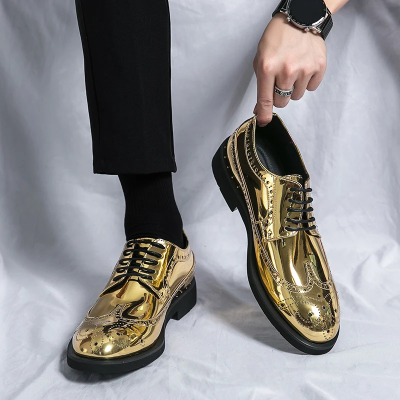 Mannen kleden schoenen goud brogue schoenen bruiloft vetersluiting