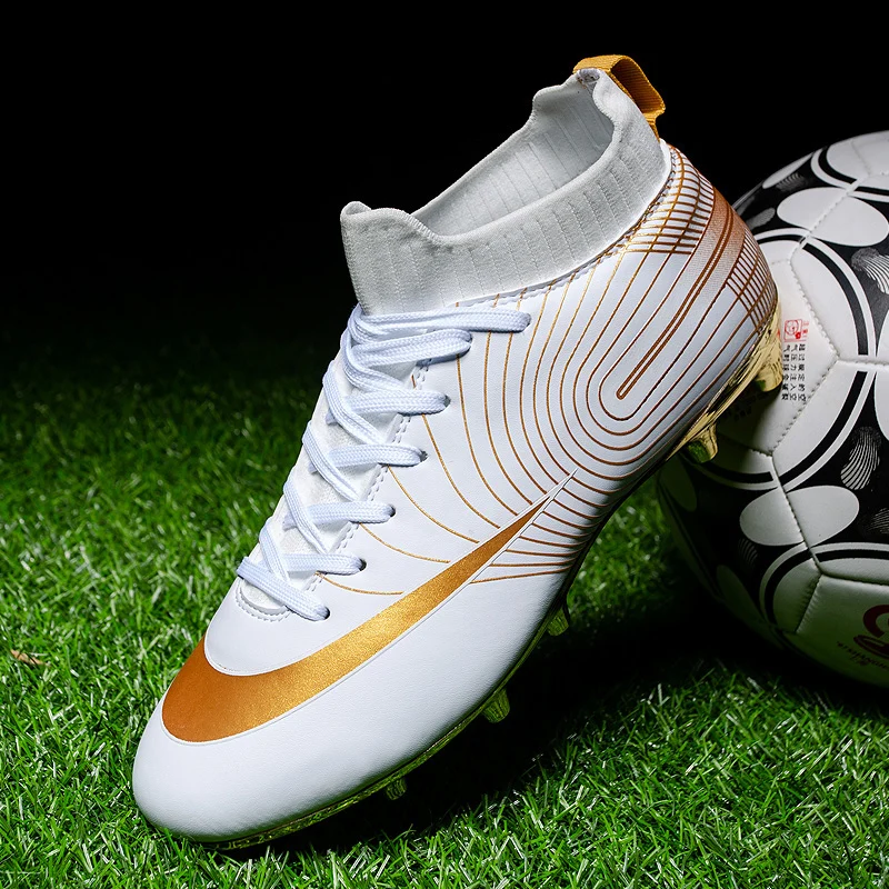 Heren voetbalschoenen Kids voetbal gouden schoenplaatjes en kunstgras schoenen