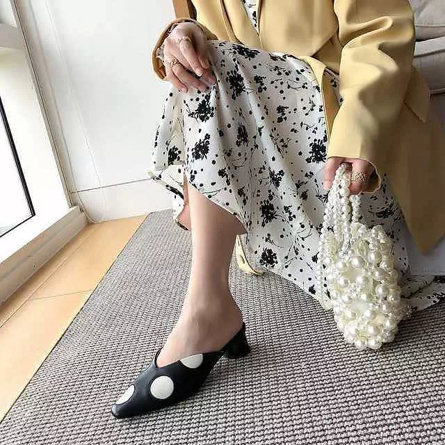 Lage hak polkadot sandalen kantoorschoenen