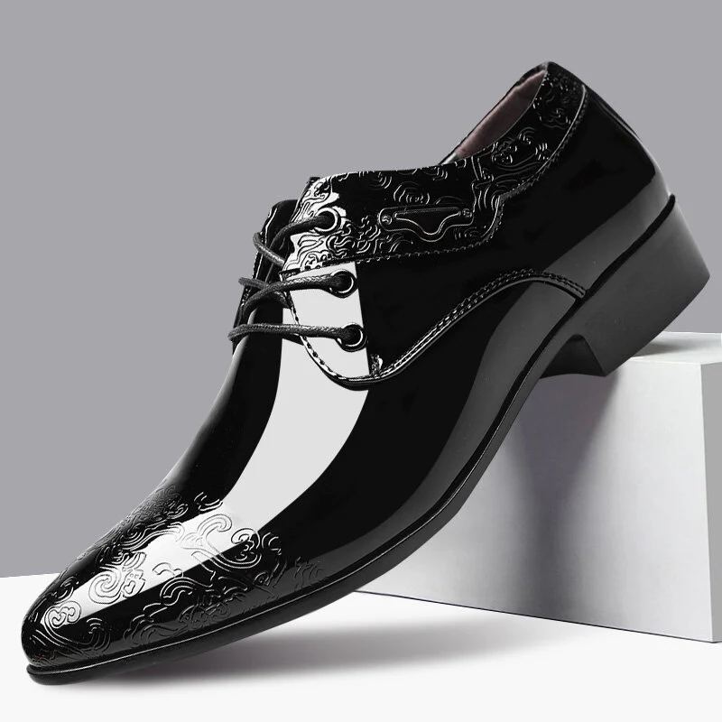 Schoenen met vleugelpunten