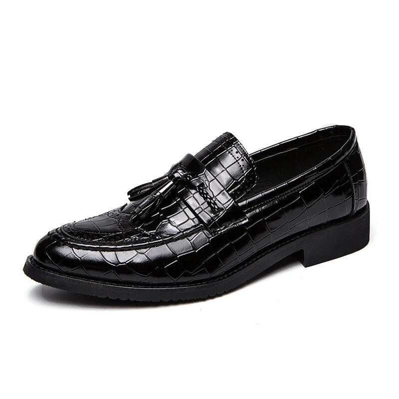 Leren schoenen met spitse neus, zachte zool, kwastje, casual zakelijke herenschoenen
