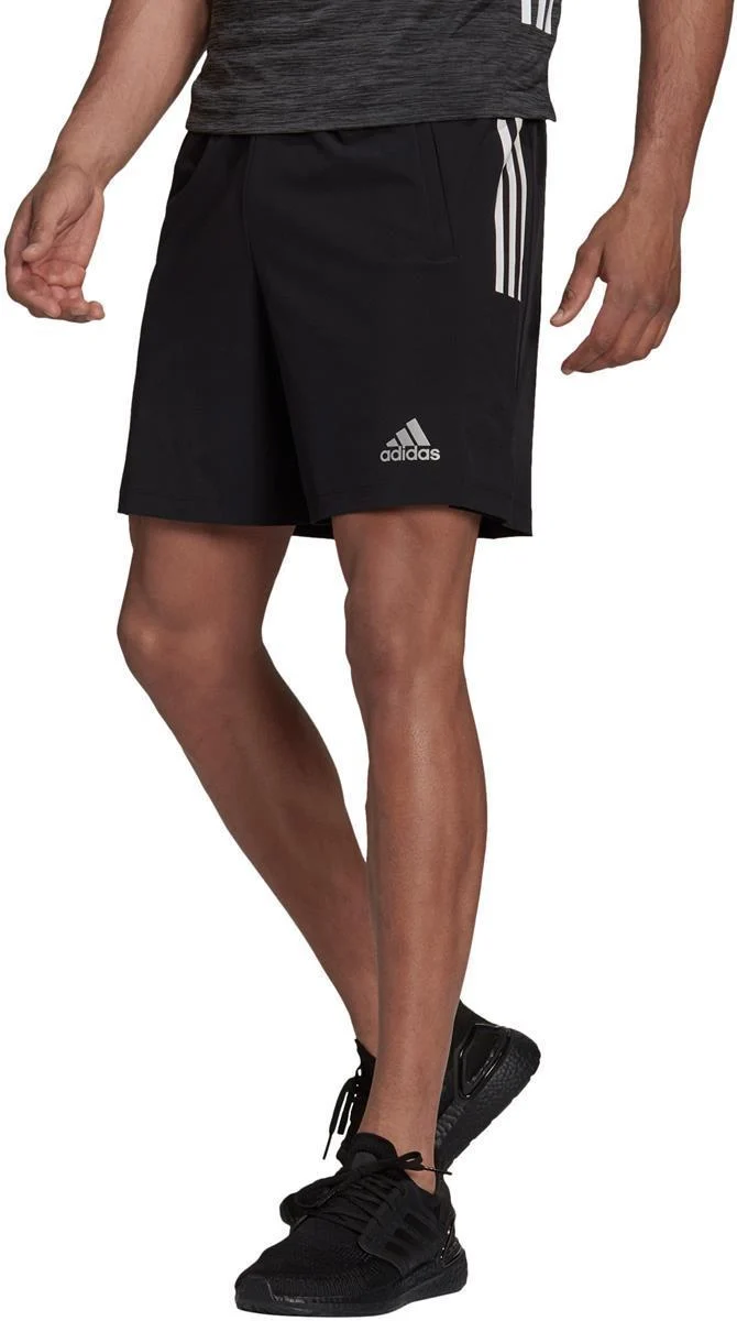 SHORTS. Short