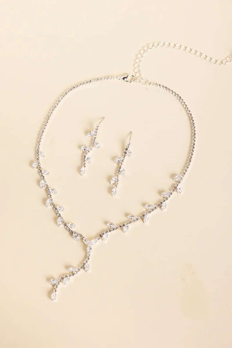 Delicate Crystal Leaf Jewelry Set
