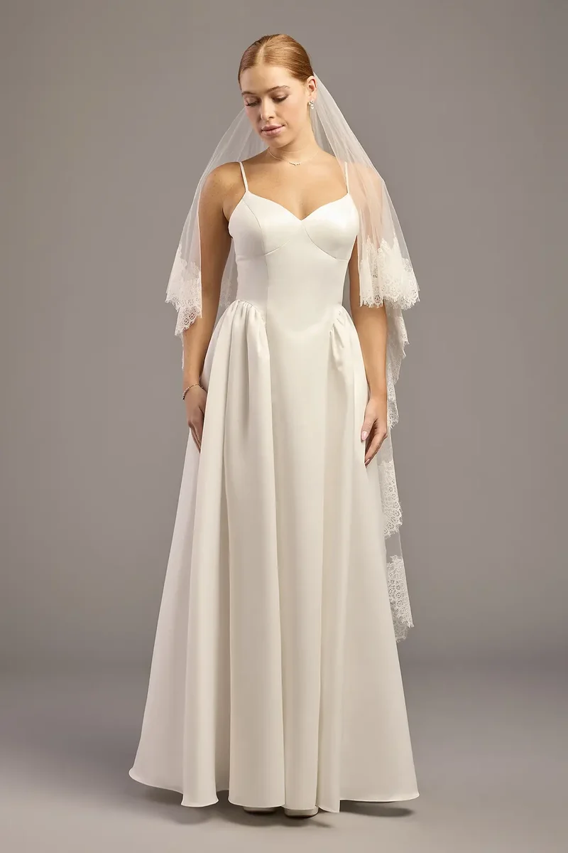 Chantilly Lace Two-Tier Walking Veil