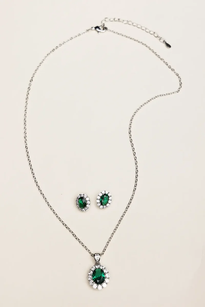 Emerald and Rhinestone Jewelry Set